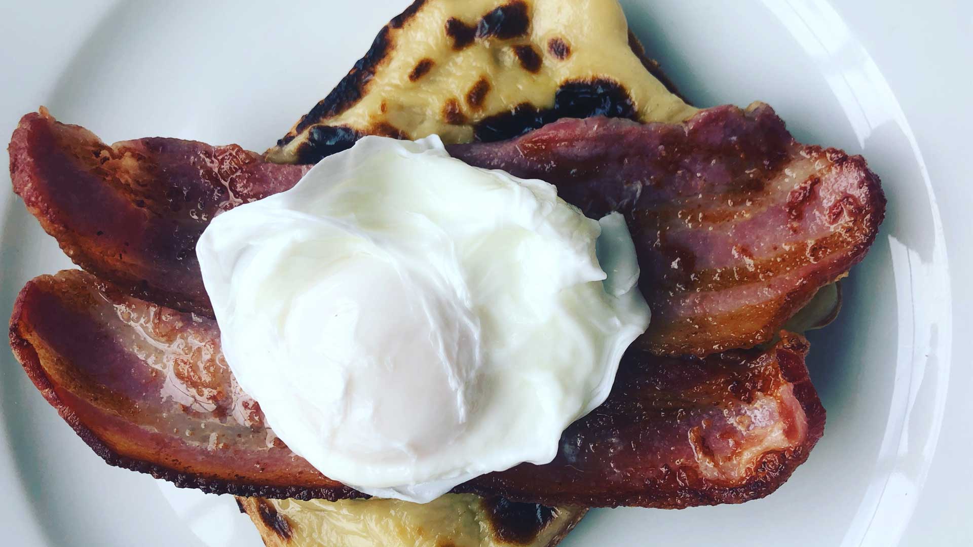 kent-classic-poached-egg-and-bacon